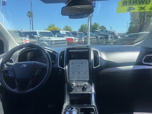 Used 2022 Ford Edge SE w/ Black Appearance Package AWD/4WD image 8