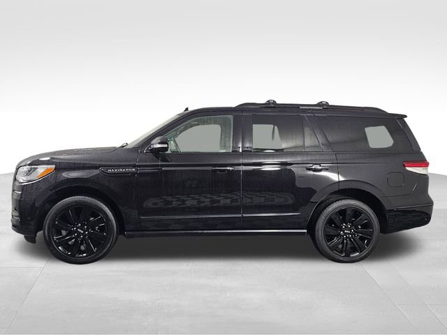 Used 2024 Lincoln Navigator Reserve w/ Equipment Group 201A image 4