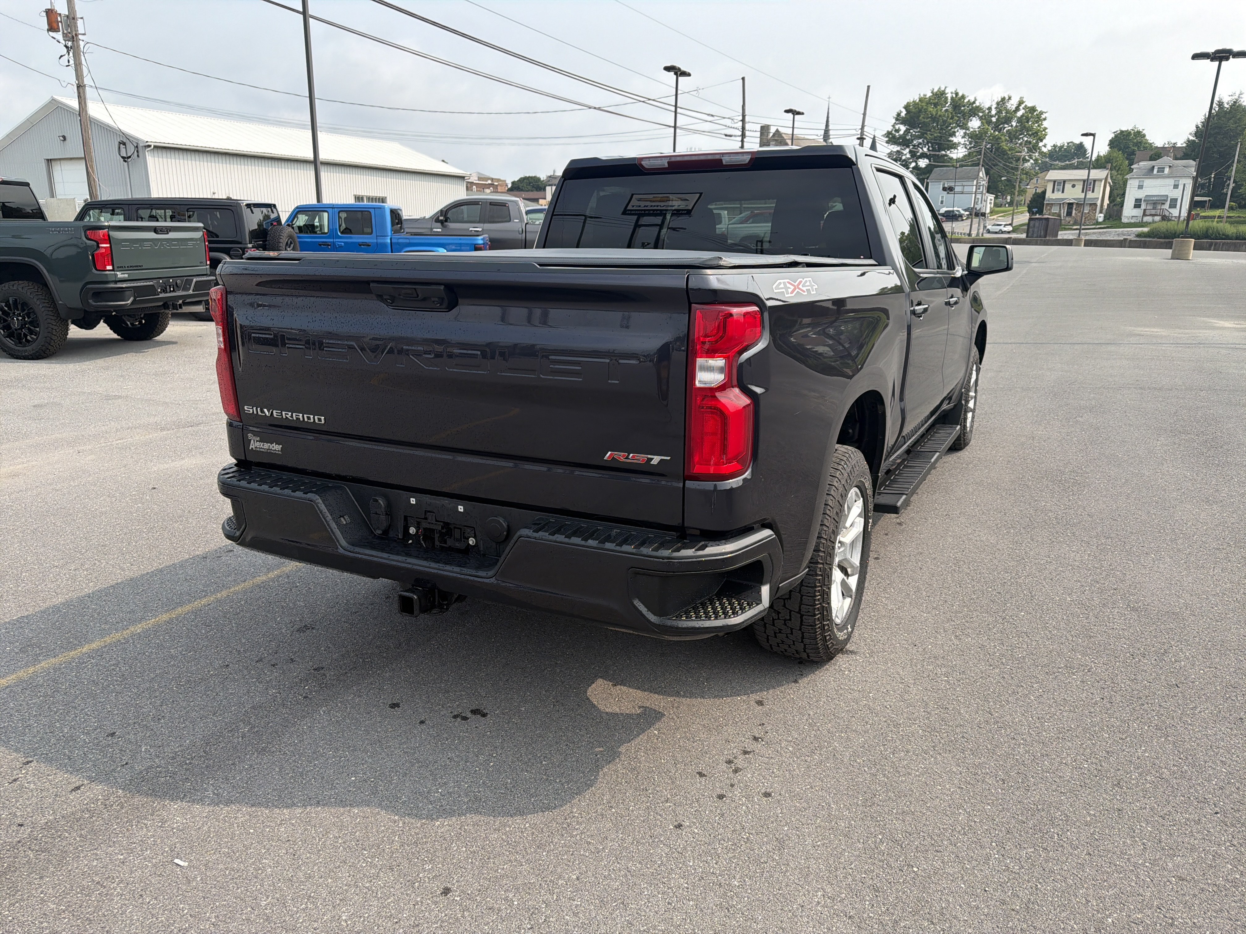 Used 2022 Chevrolet Silverado 1500 RST AWD/4WD image 3