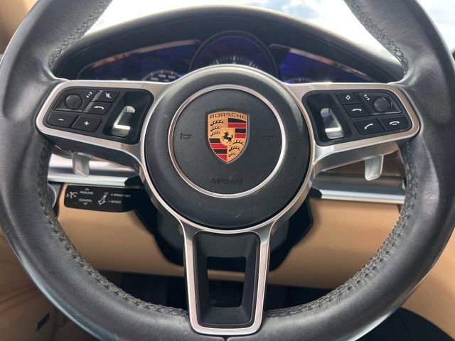 Used 2018 Porsche Panamera RWD image 20