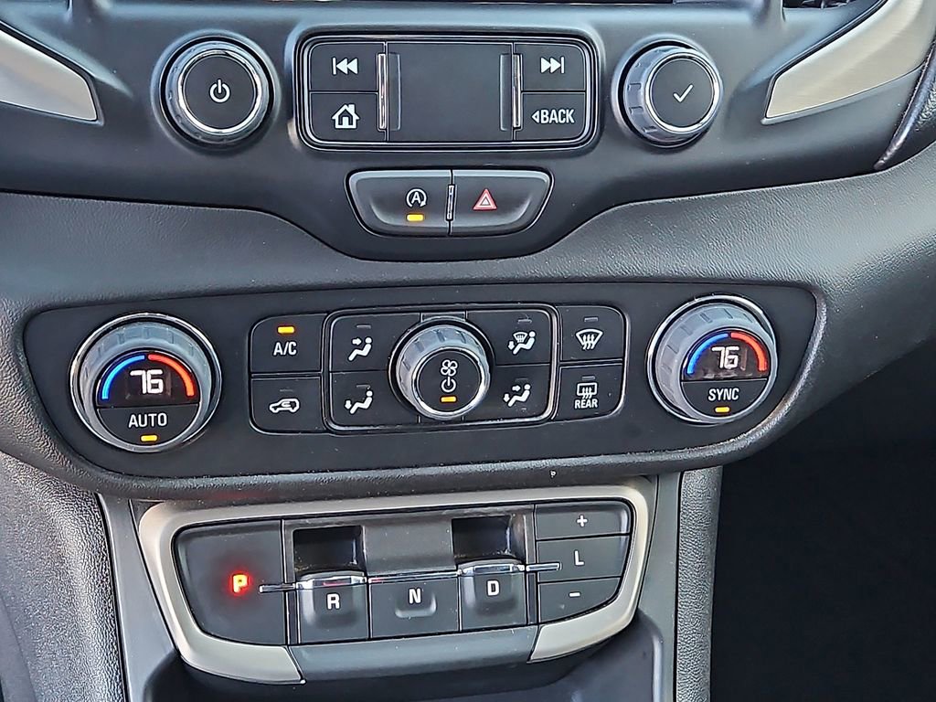 Used 2024 GMC Terrain Denali image 26