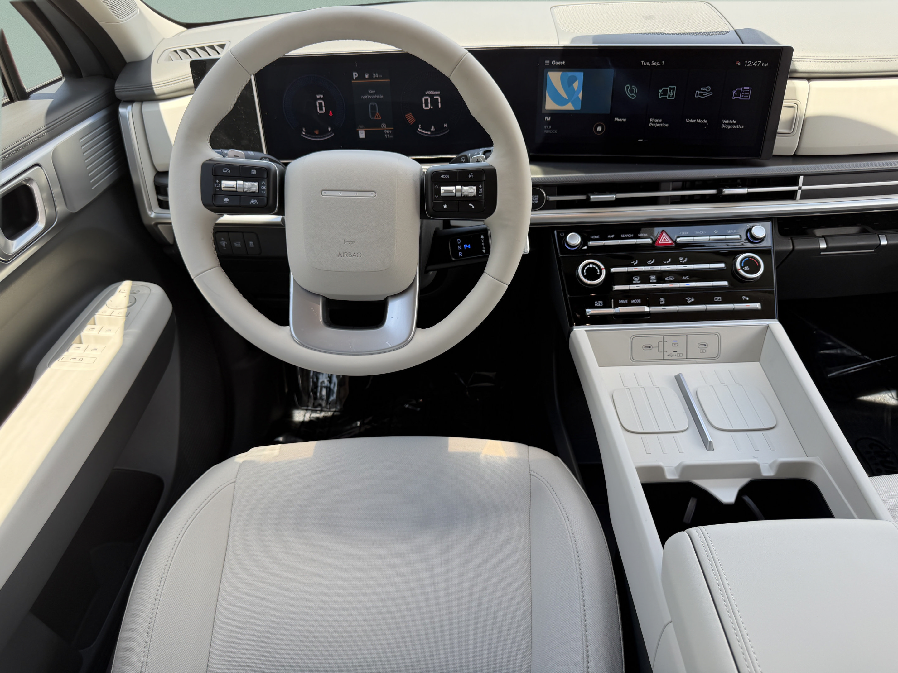 New 2027 Hyundai Santa Fe SE FWD image 17