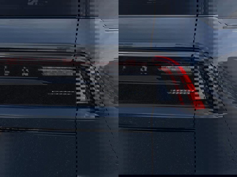 New 2026 Lincoln Navigator Reserve w/ Jet Appearance Package image 21