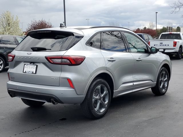 Certified 2024 Ford Escape ST-Line w/ Tech Pack #1 AWD/4WD image 3