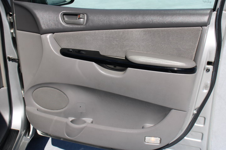 Used 2005 Toyota Sienna LE FWD image 16