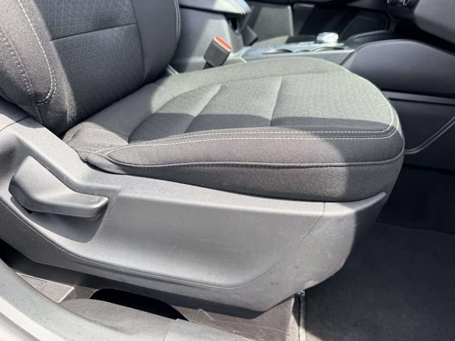 Used 2025 Ford Escape Active AWD/4WD image 9