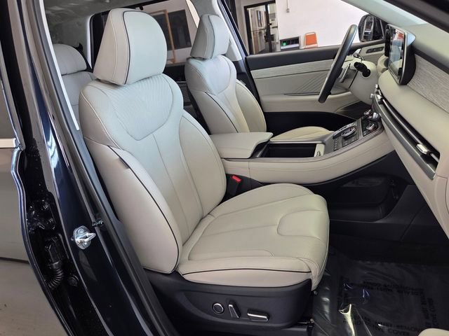 Used 2025 Hyundai Palisade Calligraphy image 23