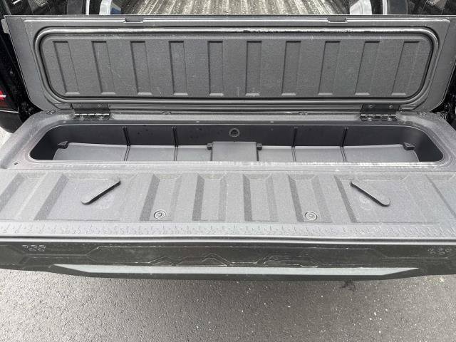 New 2026 GMC Canyon AT4 w/ Technology Plus Package AWD/4WD image 30