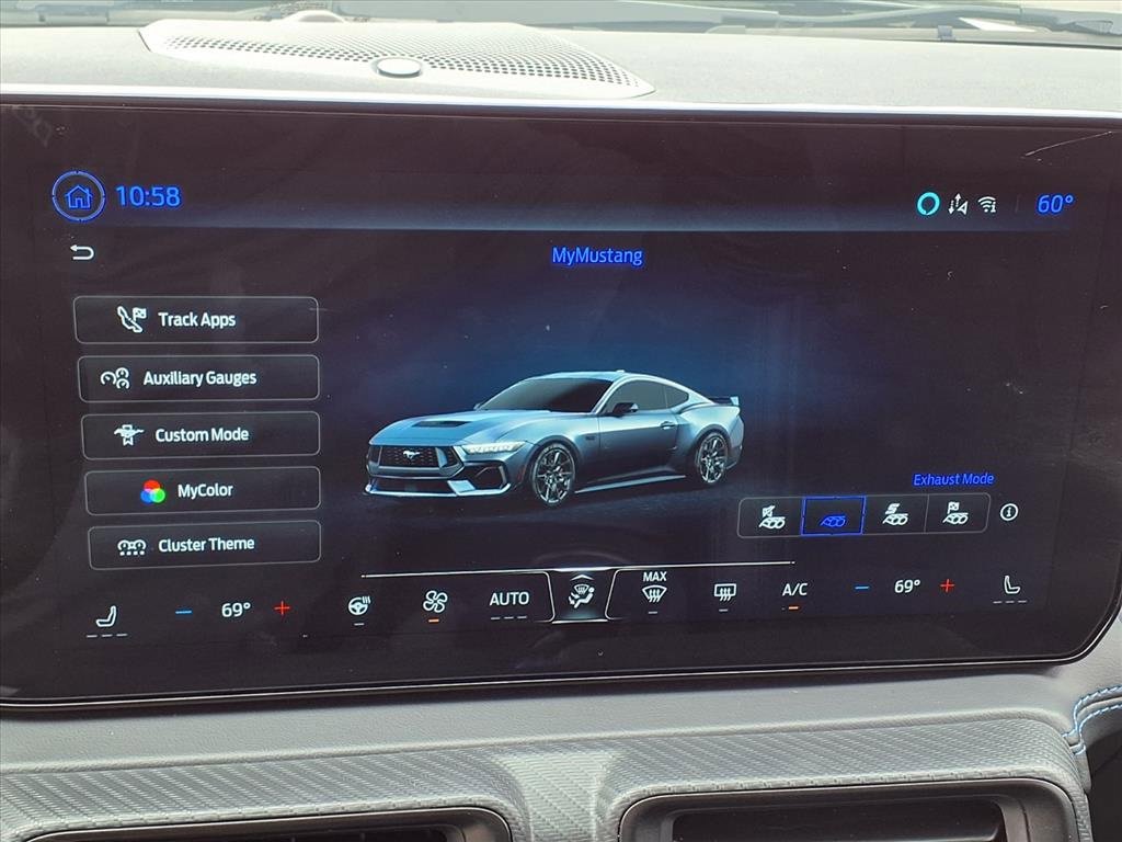 Used 2024 Ford Mustang Dark Horse image 30