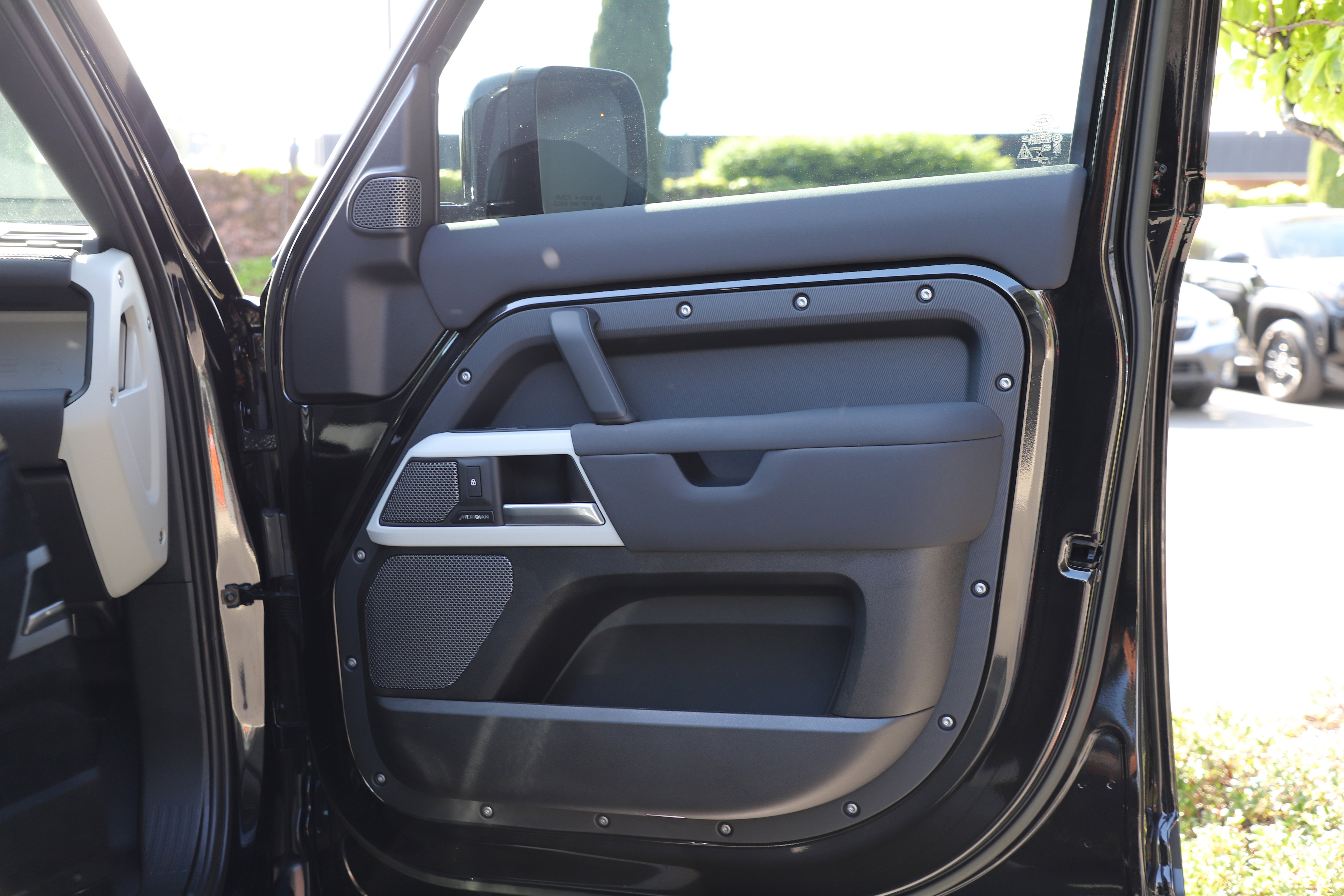 Certified 2023 Land Rover Defender 110 S AWD/4WD image 7