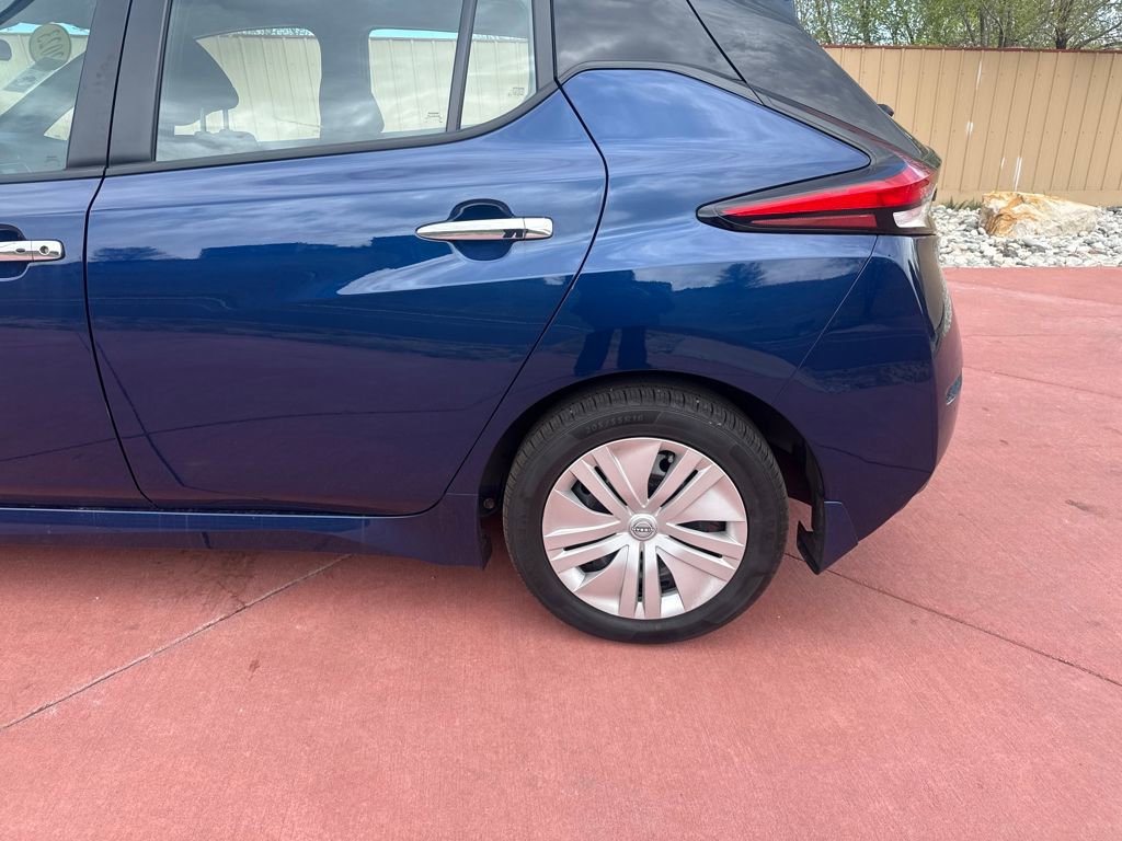 Used 2023 Nissan Leaf S w/ Protection Package image 29
