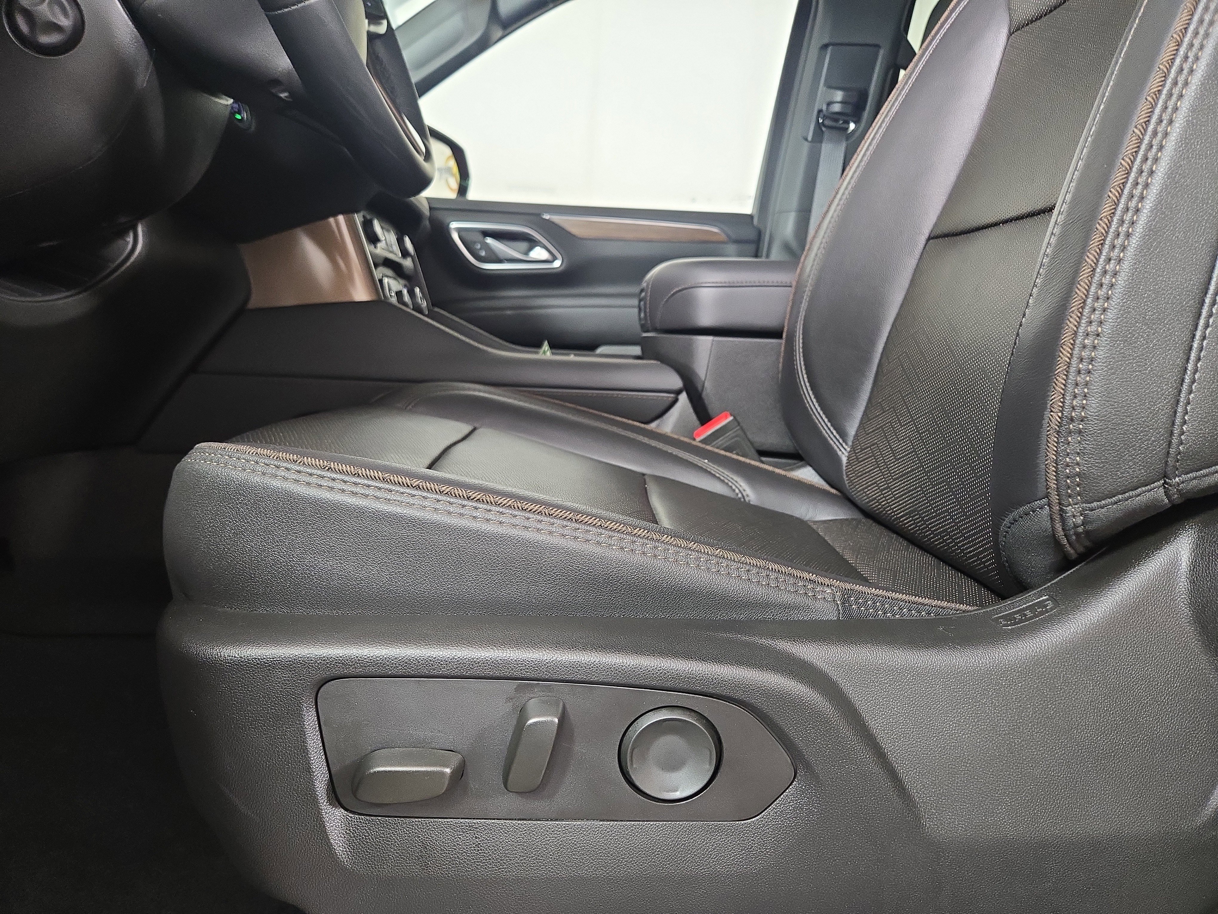 Certified 2024 Chevrolet Tahoe High Country image 32