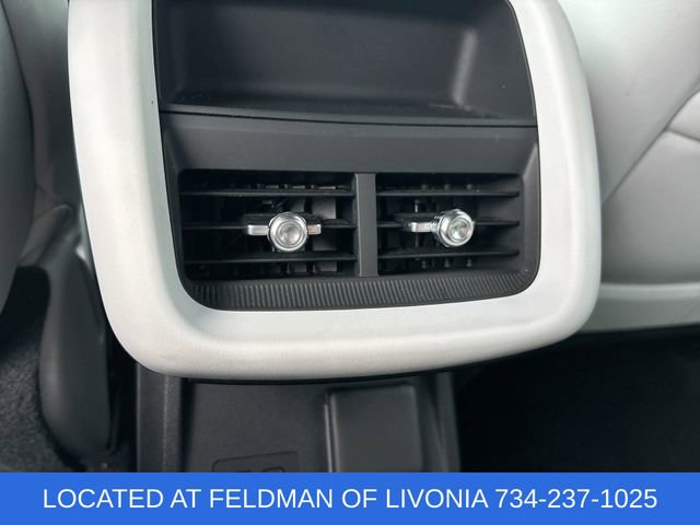 Used 2024 Cadillac Lyriq Luxury image 22