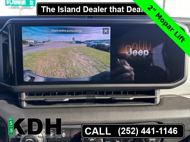 New 2025 Jeep Gladiator Sport AWD/4WD image 24