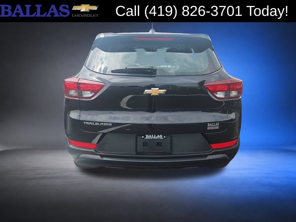 Certified 2023 Chevrolet TrailBlazer LS FWD image 4