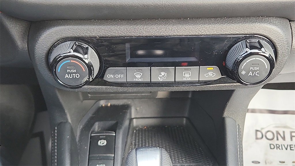 Certified 2024 Nissan Kicks SR image 22