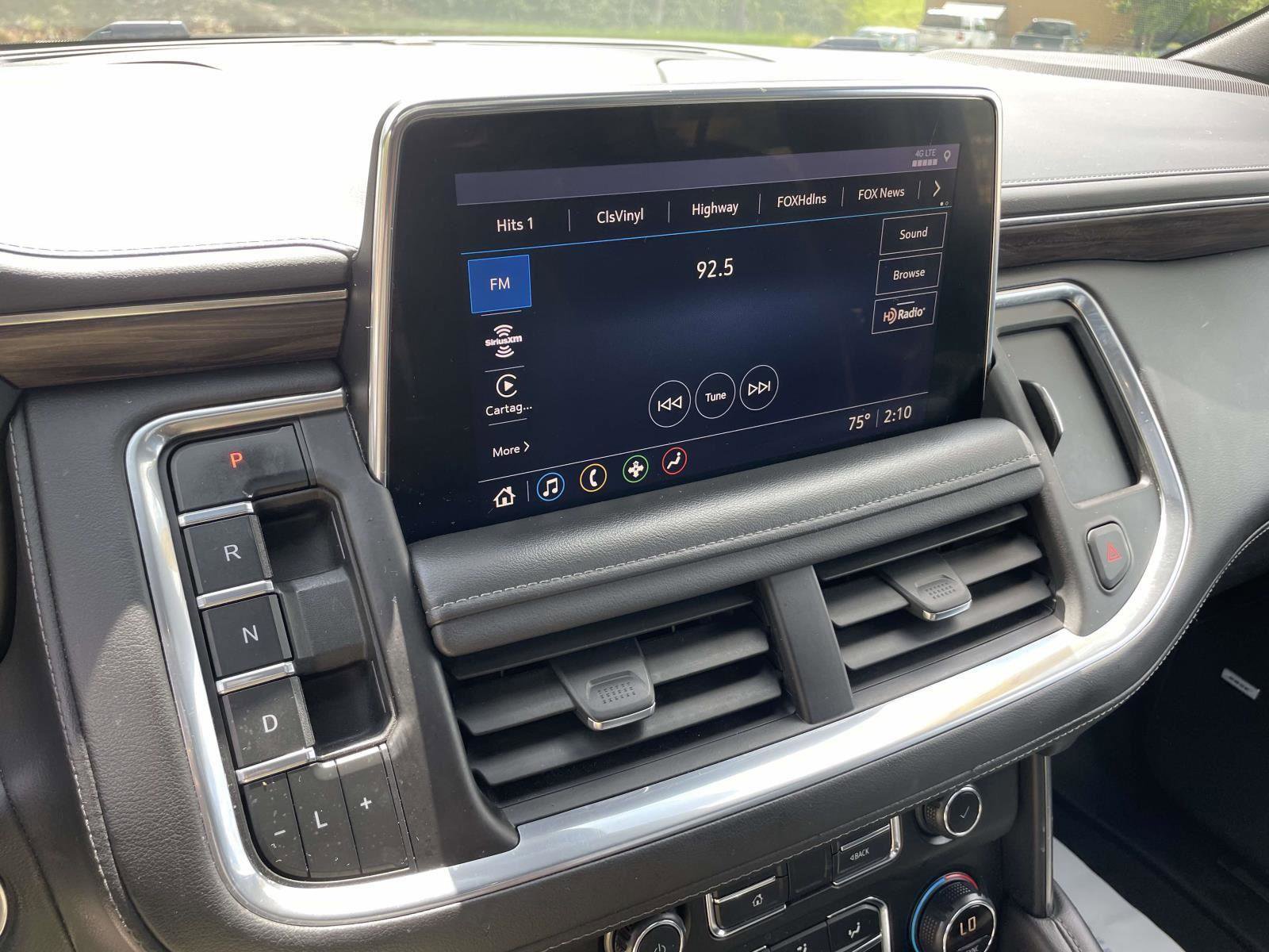 Used 2021 Chevrolet Tahoe Z71 w/ Z71 Signature Package image 14