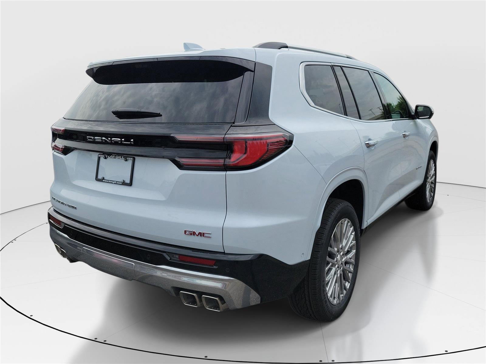 New 2026 GMC Acadia Denali w/ Super Cruise Package AWD/4WD image 4