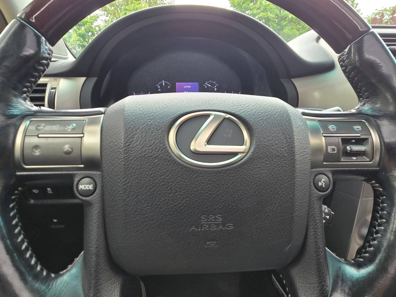 Used 2017 Lexus GX 460 Luxury w/ Preferred Accessory Package AWD/4WD image 23