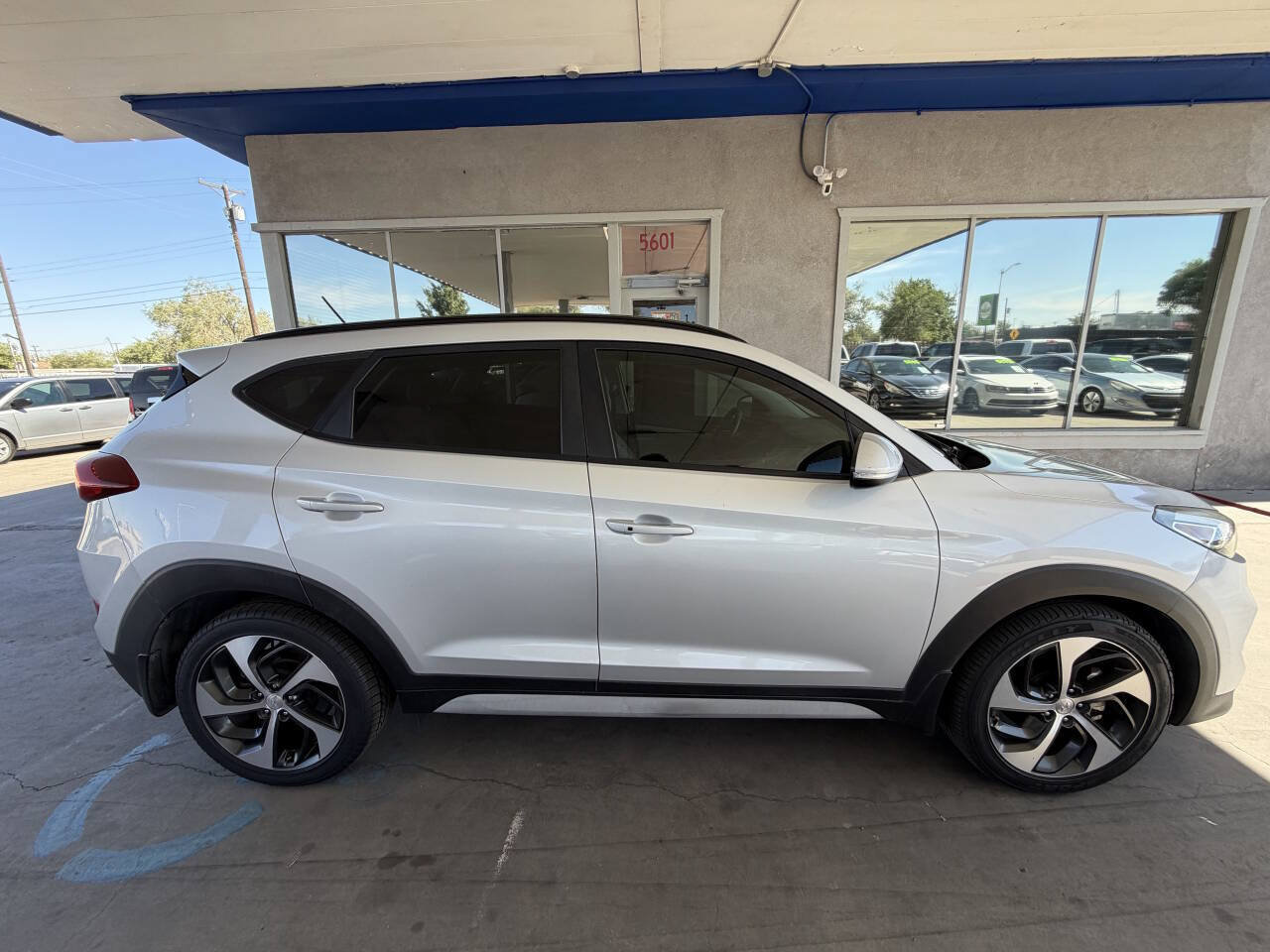 Used 2017 Hyundai Tucson Value FWD image 9