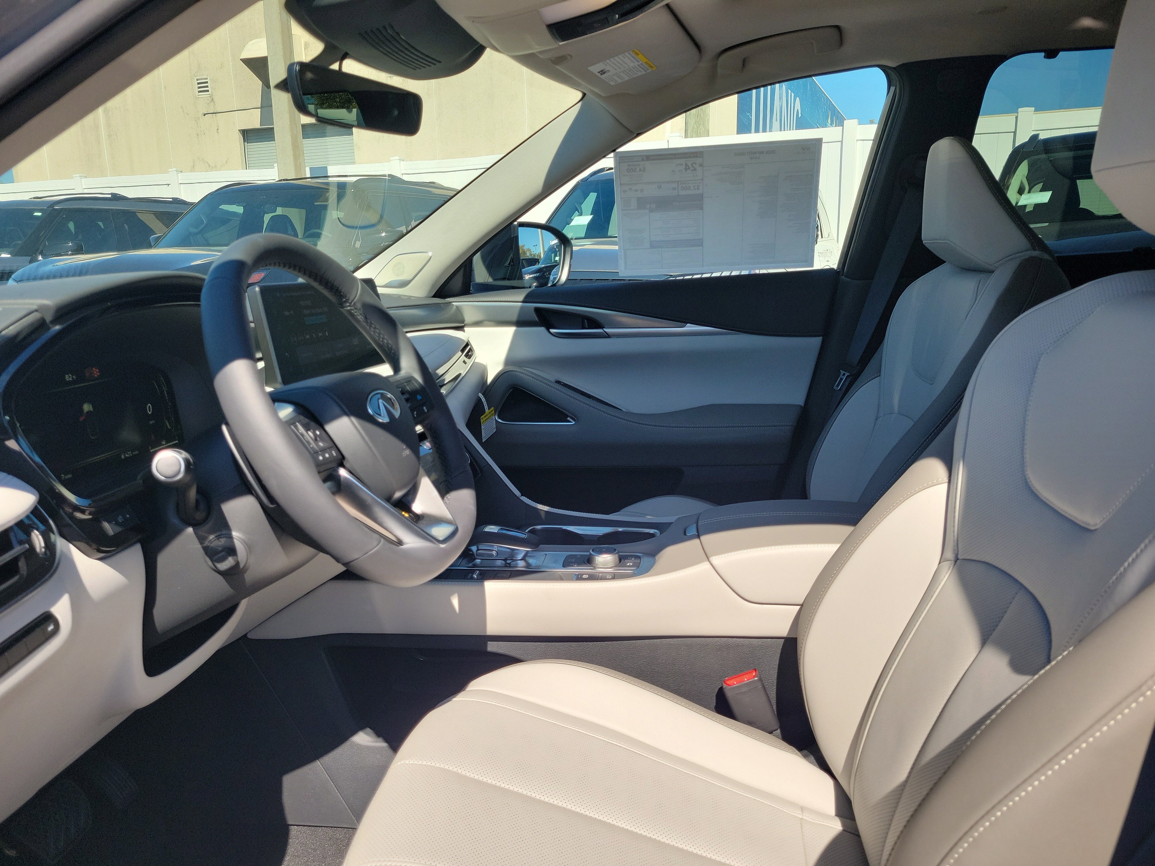 New 2026 INFINITI QX60 Luxe w/ Cargo Package image 25