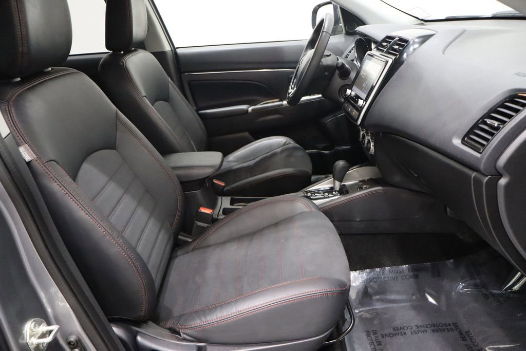Used 2024 Mitsubishi Outlander Sport ES image 14