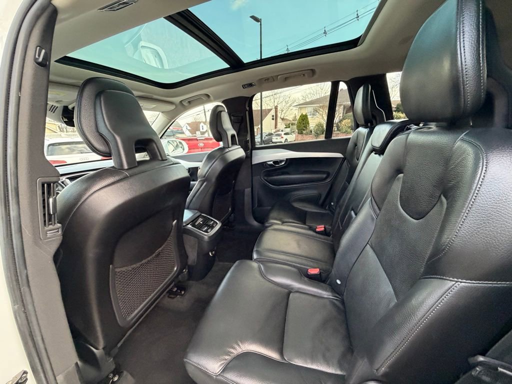 Used 2018 Volvo XC90 T6 Momentum image 17