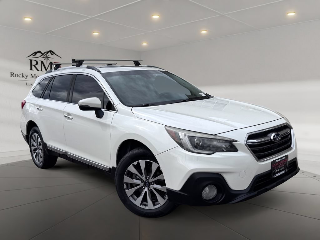 Used 2018 Subaru Outback 2.5i Touring w/ Popular Package #3 AWD/4WD image 1
