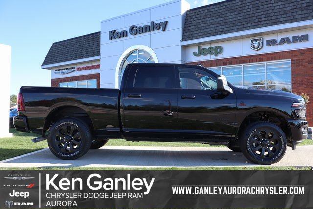 Used 2025 RAM 3500 Laramie image 1