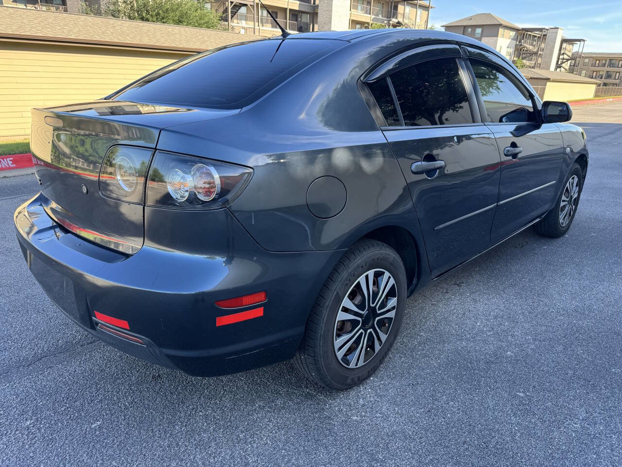 Used 2009 MAZDA MAZDA3 i Sport image 7