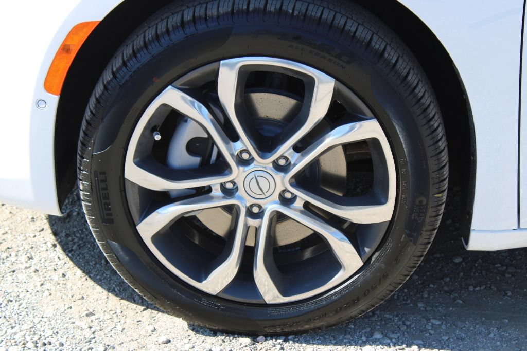 New 2026 Chrysler Pacifica Pinnacle image 8