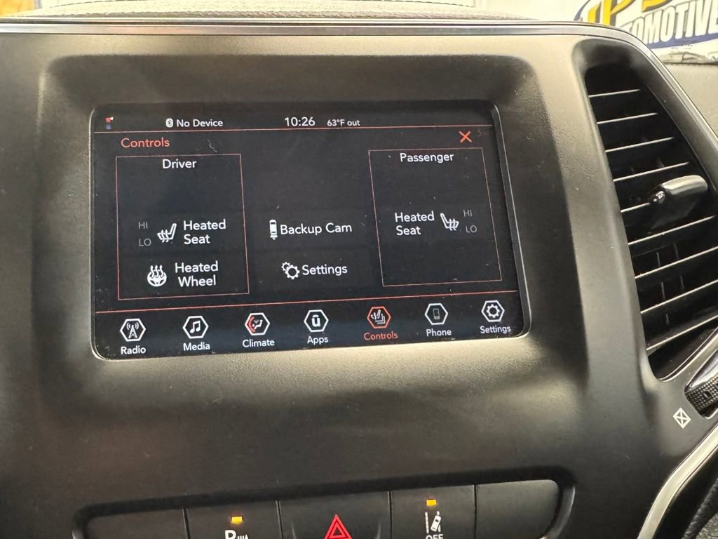 Used 2021 Jeep Cherokee Latitude Lux image 16