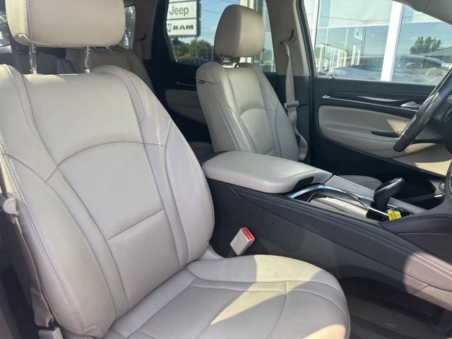 Used 2020 Buick Enclave Premium w/ Sun and Sites Package image 25