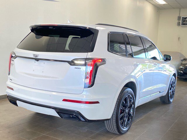 Used 2023 Cadillac XT6 Sport w/ LPO, ONYX Package AWD/4WD image 9