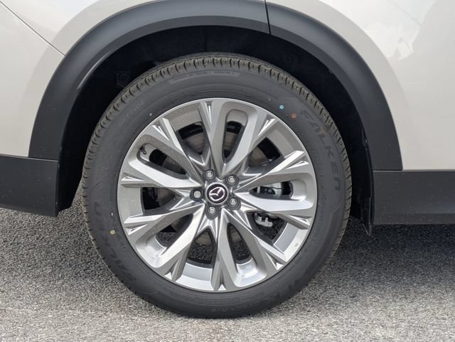 New 2026 MAZDA CX-90 Plug-In Hybrid w/ Preferred AWD/4WD image 11