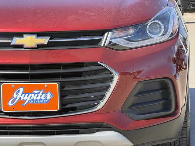 Used 2021 Chevrolet Trax LT w/ LT Convenience Package image 9