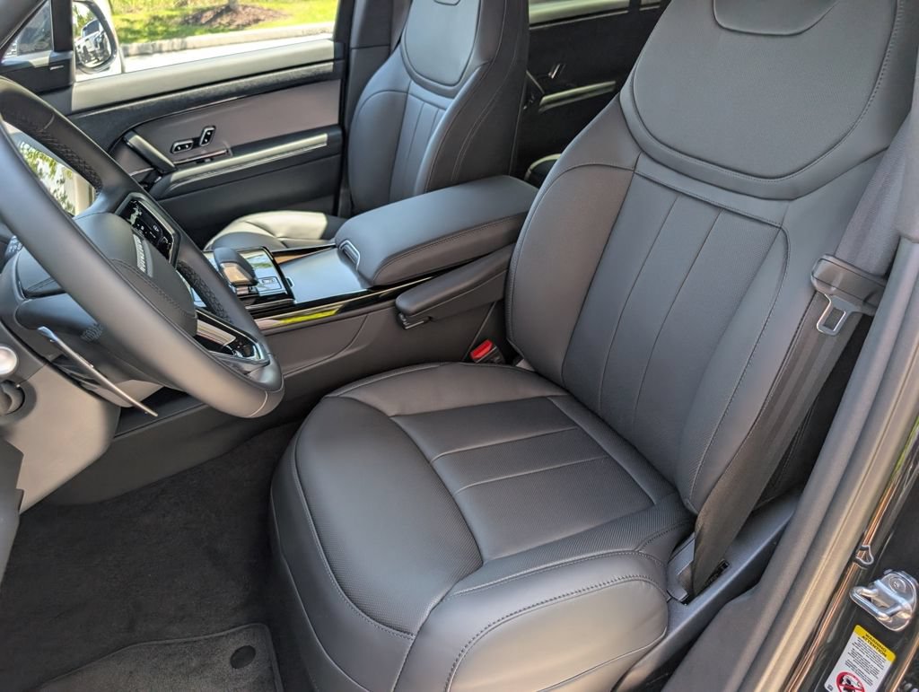 New 2026 Land Rover Range Rover Sport SE AWD/4WD image 5