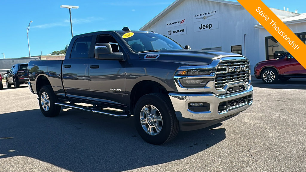 Used 2025 RAM 2500 Big Horn AWD/4WD image 1
