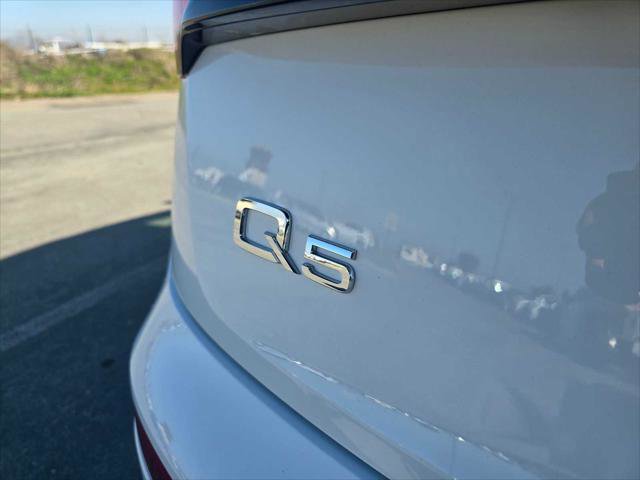 Used 2025 Audi Q5 2.0T Premium image 16