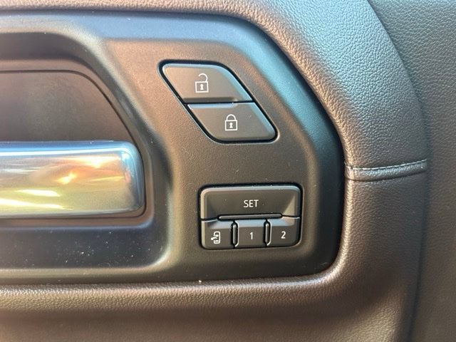 Used 2019 GMC Sierra 1500 Denali w/ Denali Ultimate Package AWD/4WD image 17