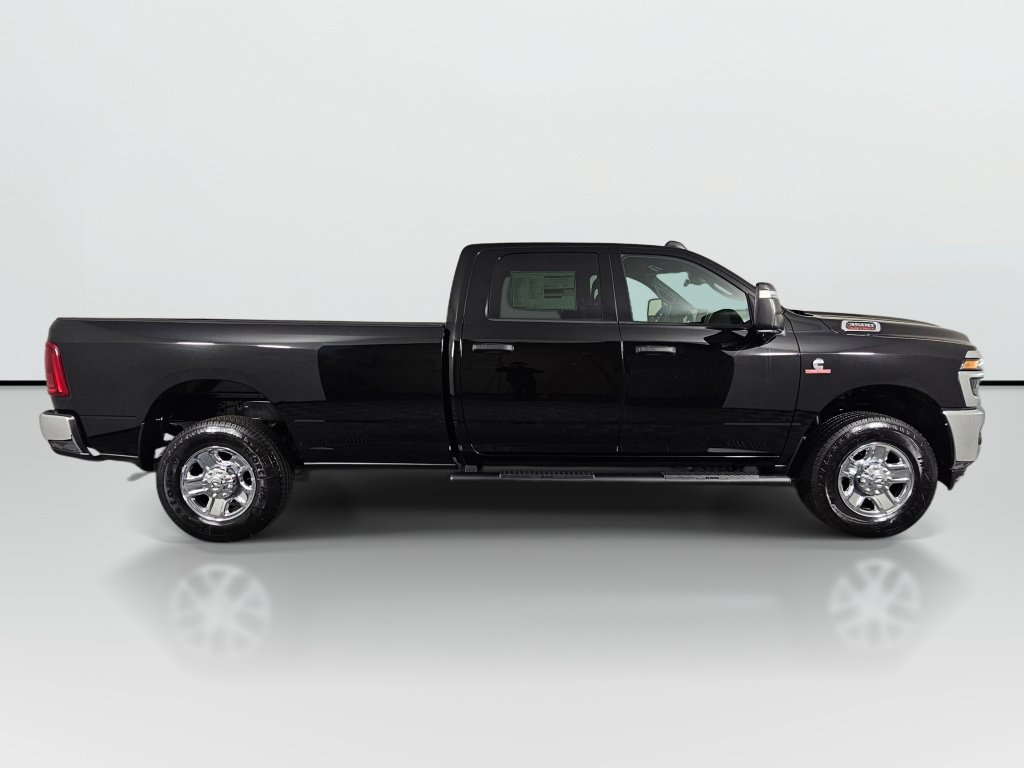 New 2026 RAM 3500 Tradesman AWD/4WD image 3