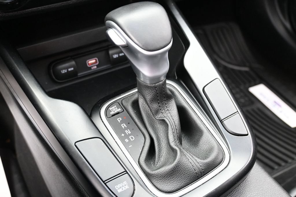 Used 2021 Kia Soul GT-Line FWD image 28
