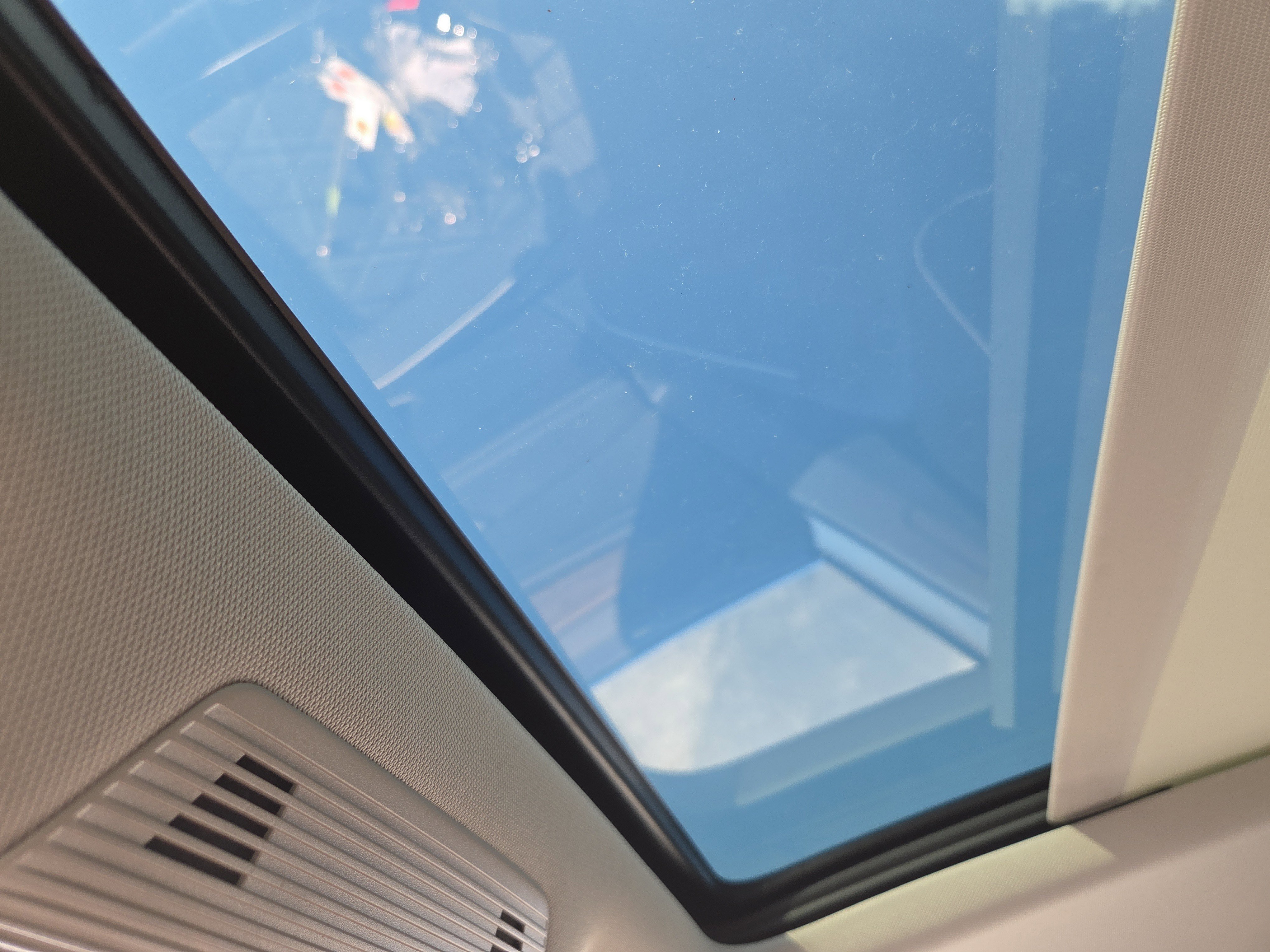 New 2026 Volkswagen Atlas SEL Premium R-Line image 12