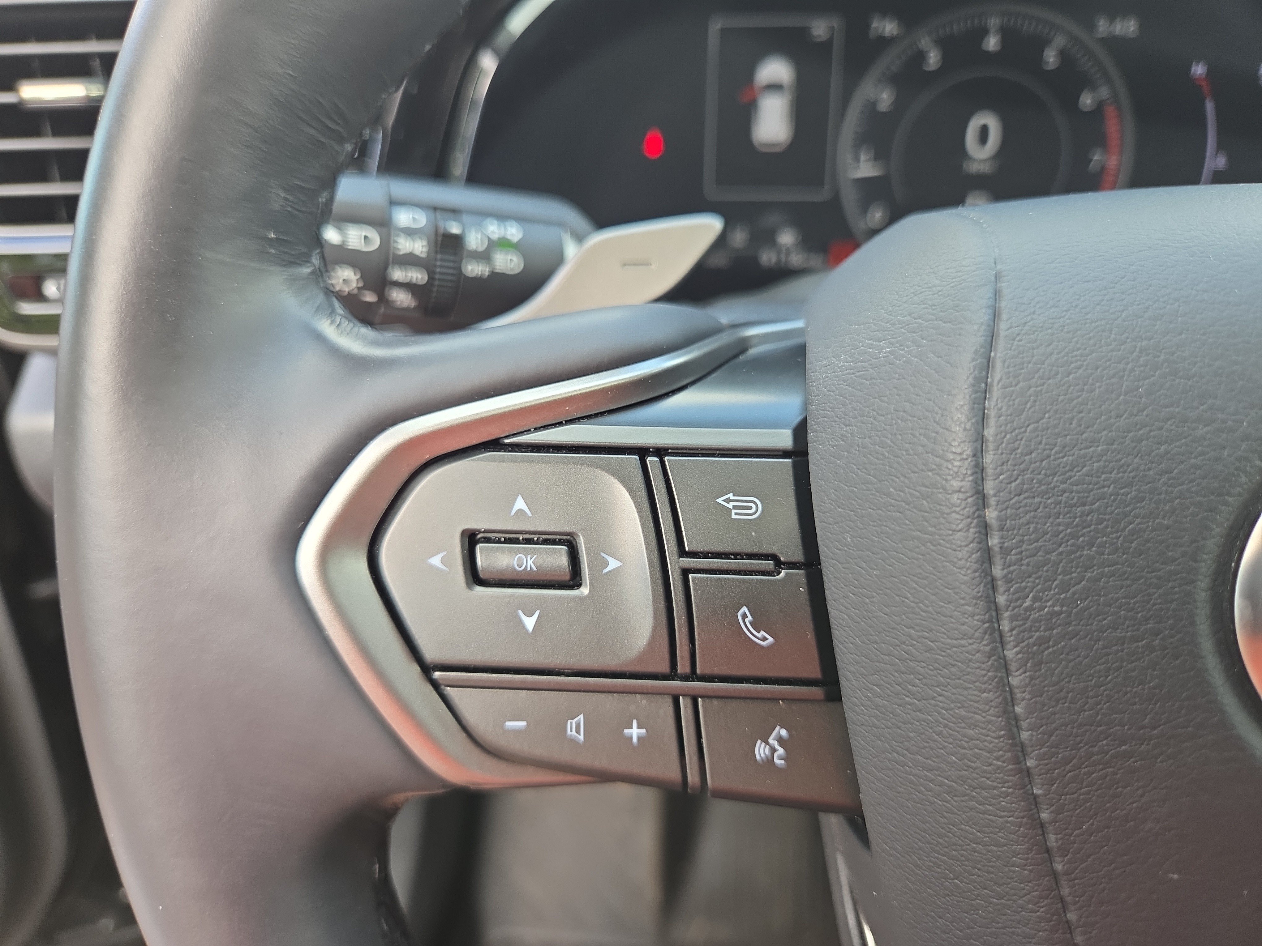 Certified 2025 Lexus NX 350 AWD w/ Accessory Package (2T) image 30