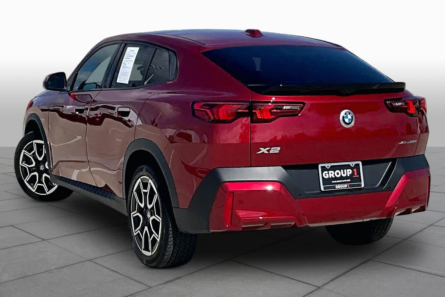 Used 2026 BMW X2 xDrive28i AWD/4WD image 11