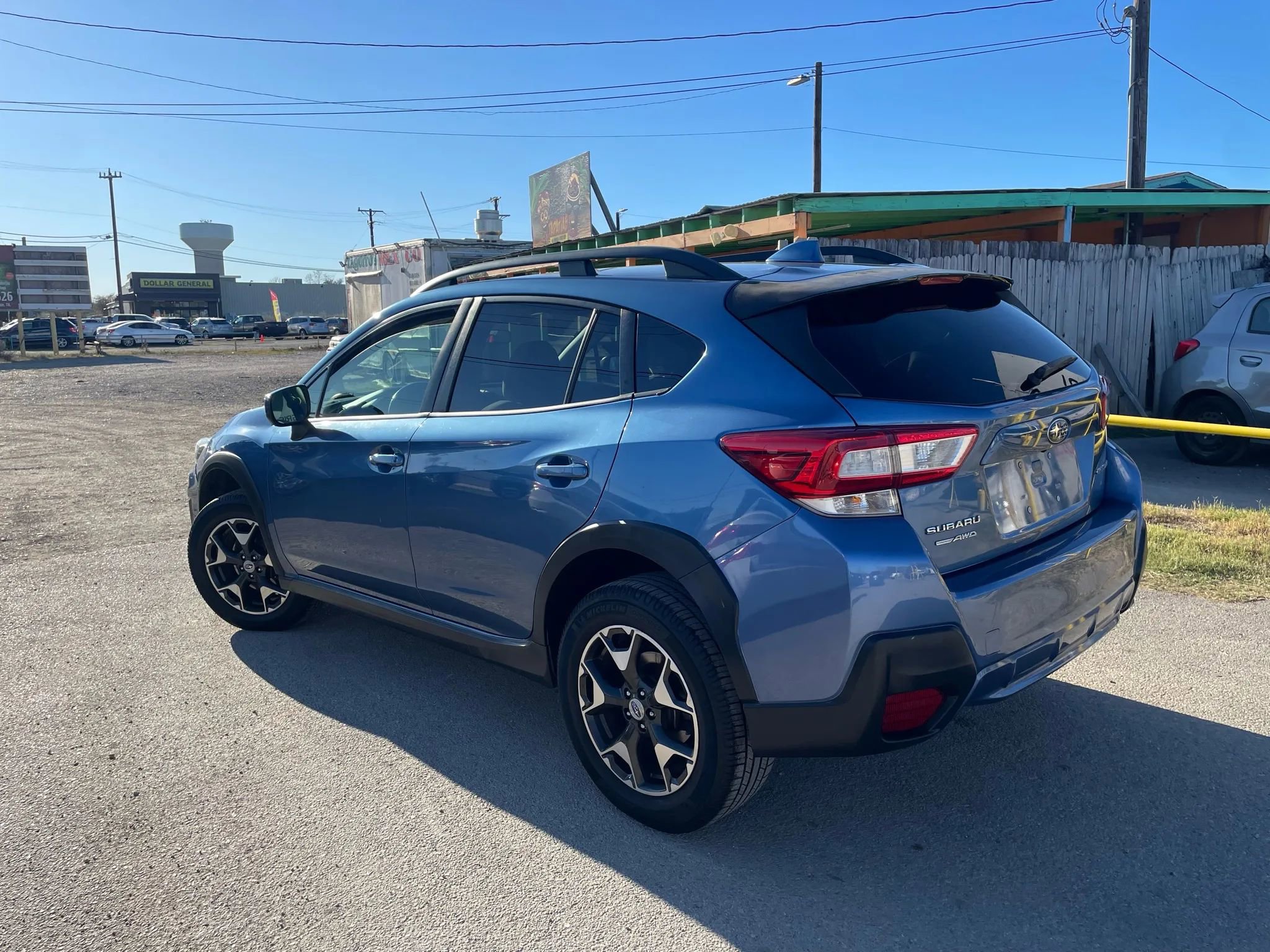 Used 2018 Subaru Crosstrek 2.0i Premium w/ Eyesight System AWD/4WD image 4
