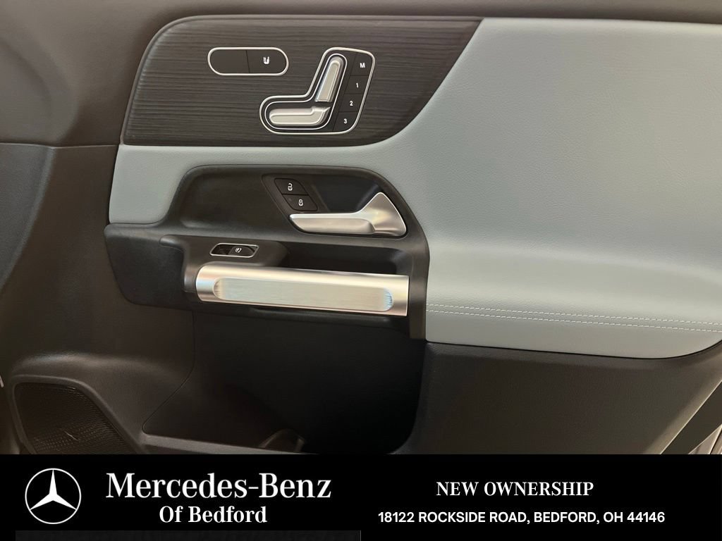 Used 2026 Mercedes-Benz GLB 250 4MATIC image 19