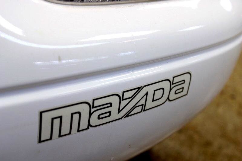 Used 1990 MAZDA MX-5 Miata image 12