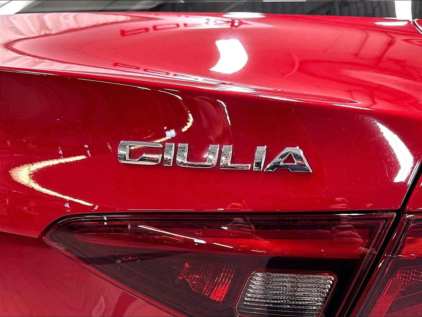 Used 2022 Alfa Romeo Giulia Sprint RWD image 33