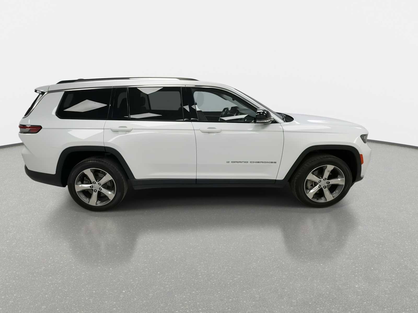 Used 2021 Jeep Grand Cherokee L Limited image 9